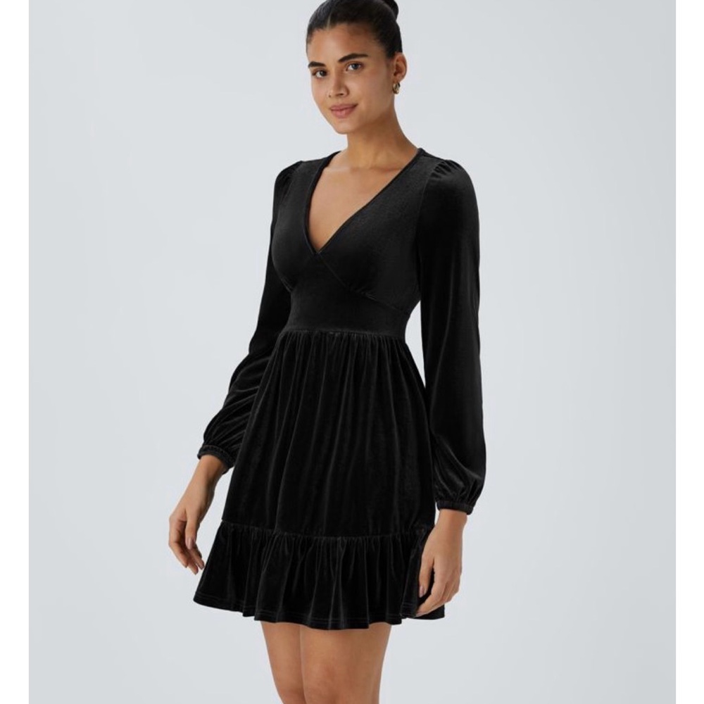 Halara Everyday Deep V Neck Long Sleeve Ruffled Hem Velvet Mini Chill Dress XS